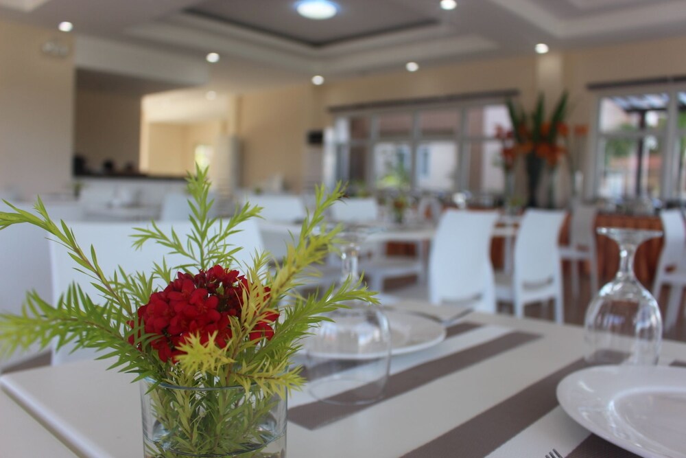 sotogrande iloilo hotel