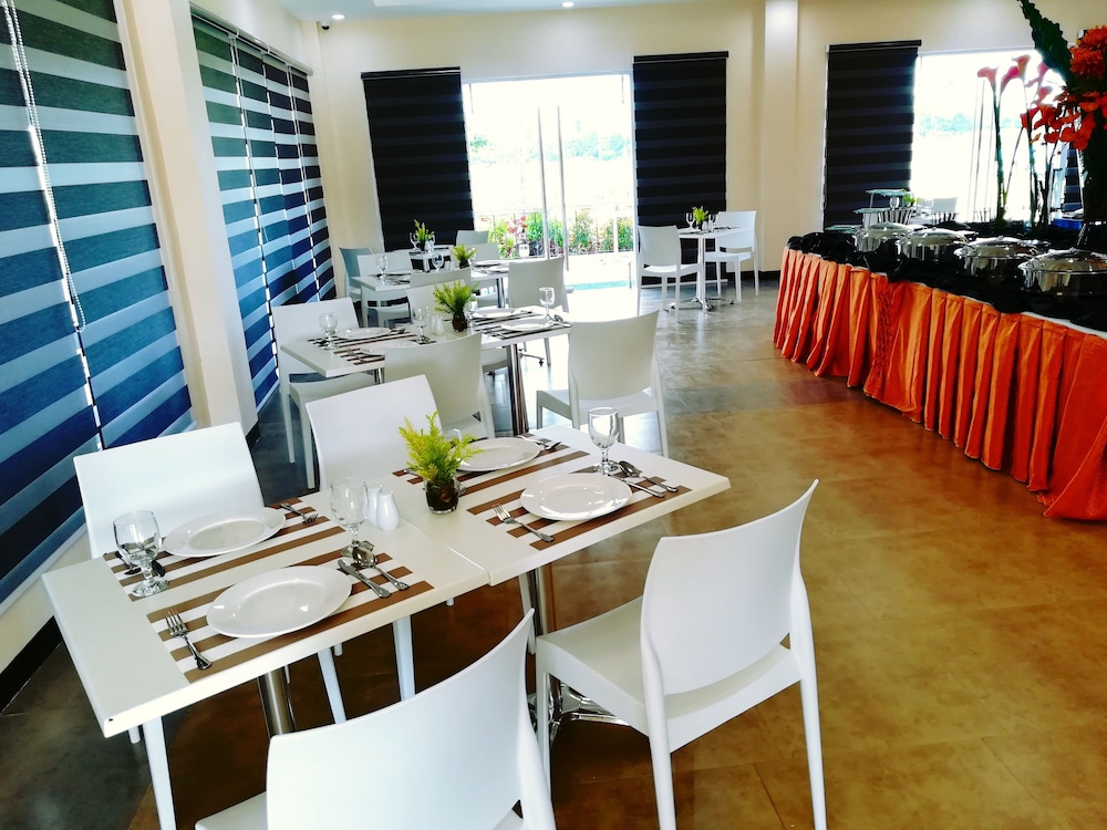 sotogrande iloilo hotel