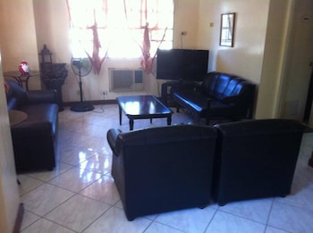 tondaligan beach hotel