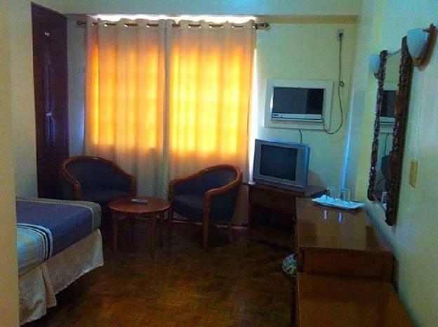 tondaligan beach hotel