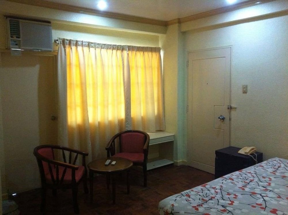 tondaligan beach hotel