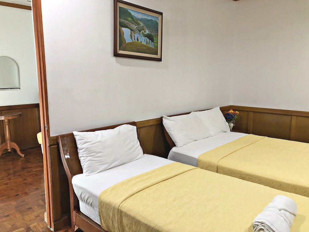 ang tahanan ni aling meding hotel