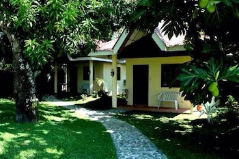 puesta del sol beach bungalows