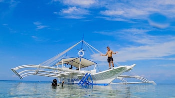 the blue abyss resort