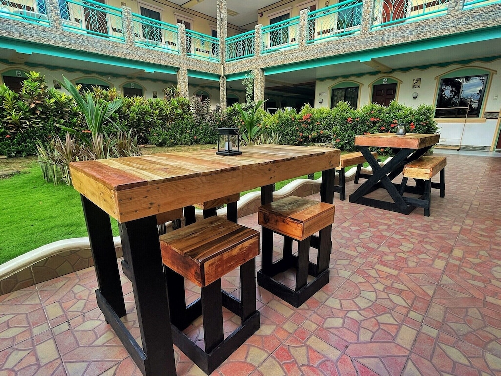 coconut pension house