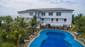 bataan white corals beach resort