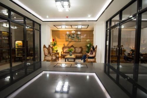 diamond hotel and resto