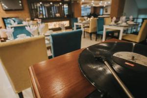 panorama summit hotel