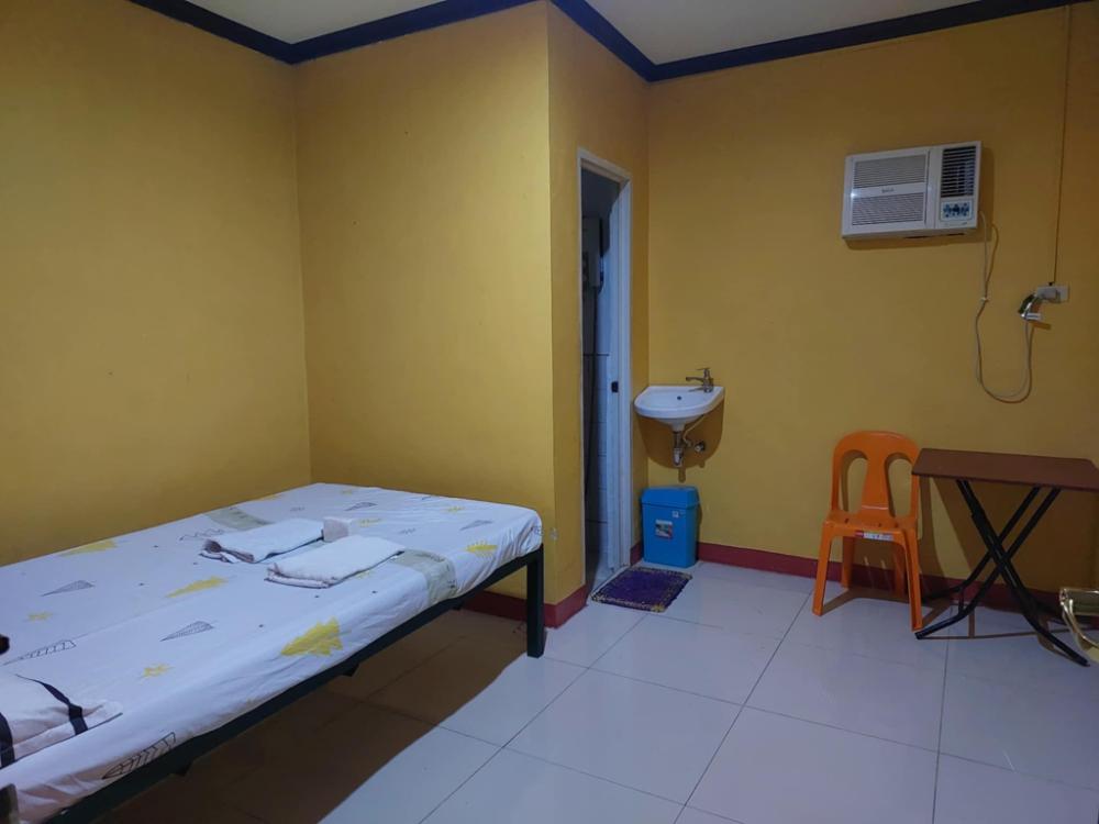 rms travellers inn hostel