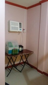 rms travellers inn hostel