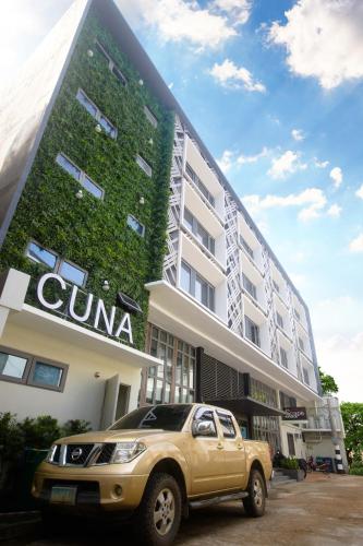 cuna hotel