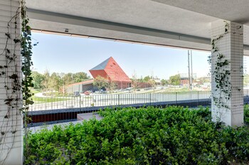 old town river point by welcome apartment