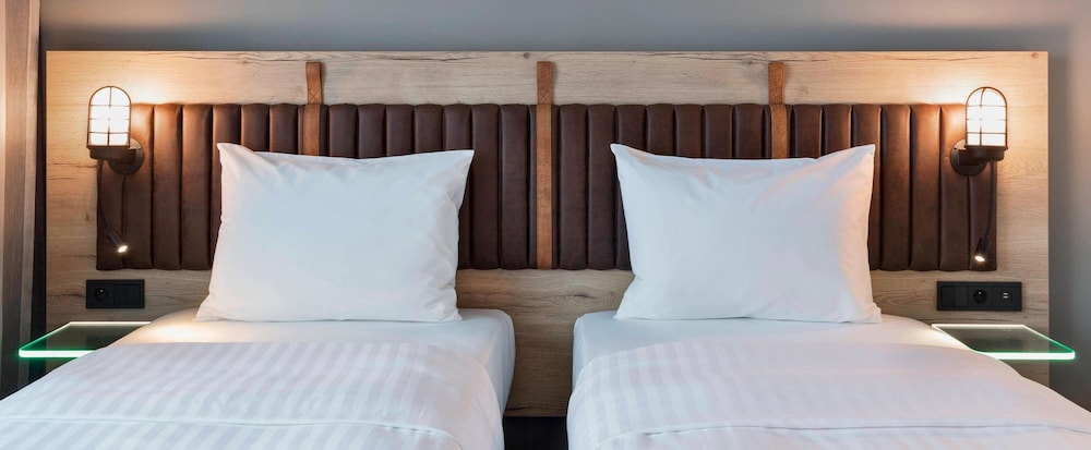 moxy katowice airport