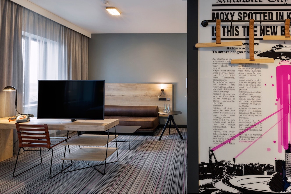 moxy katowice airport