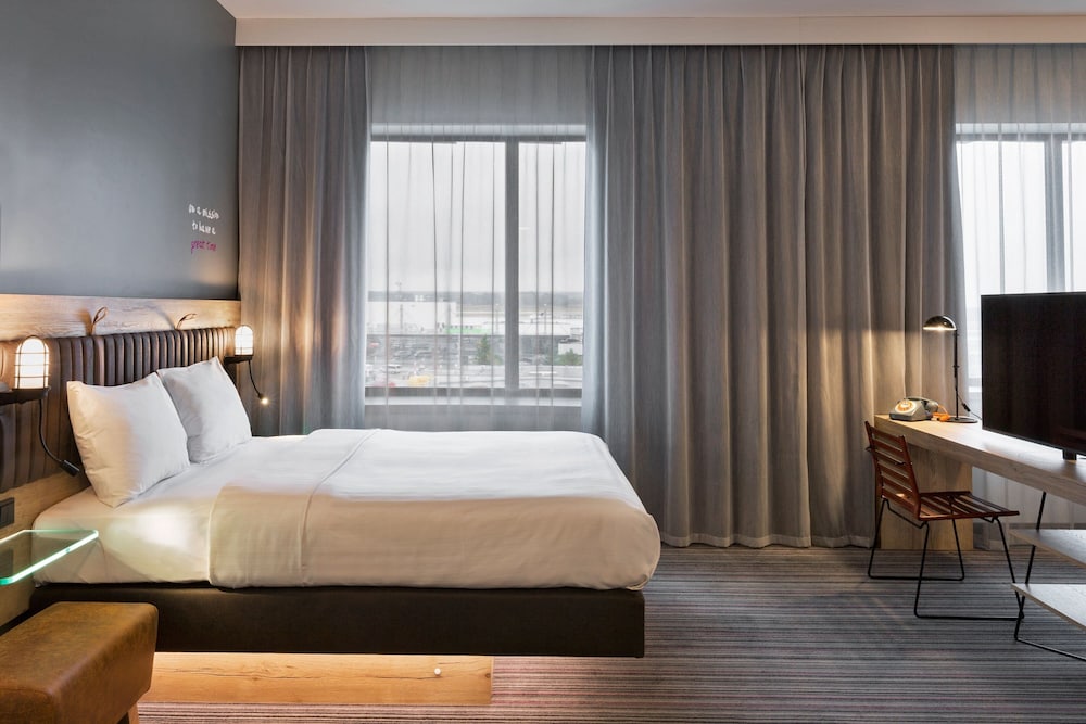 moxy katowice airport