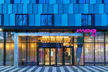moxy katowice airport