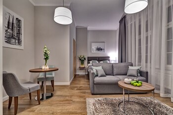 joyinn aparthotel