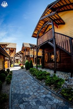 western camp resort