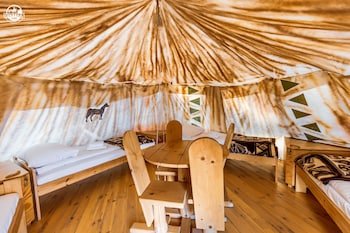western camp resort