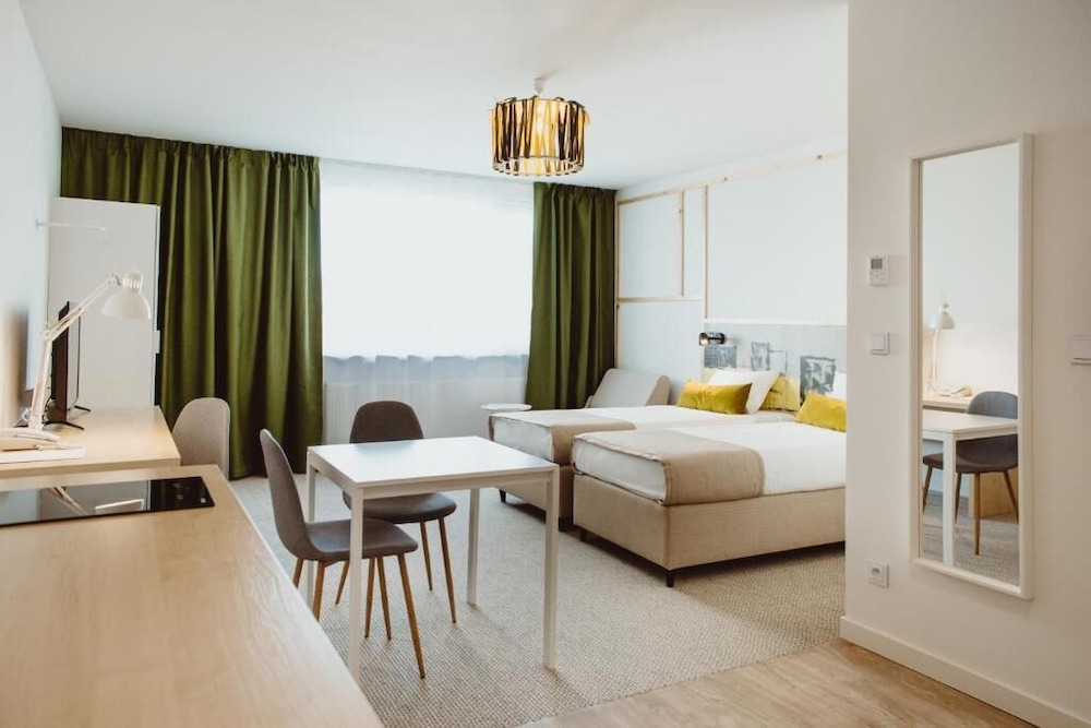 arche hotel poloneza