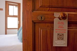 casal de petra rooms and pool