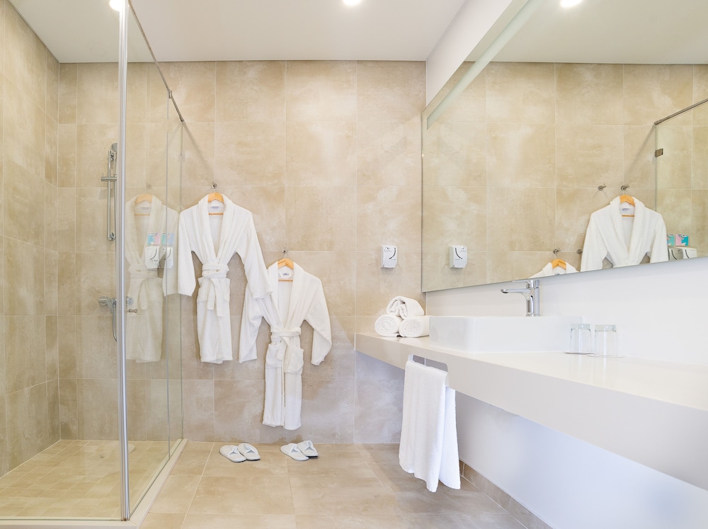 ride surf resort and spa