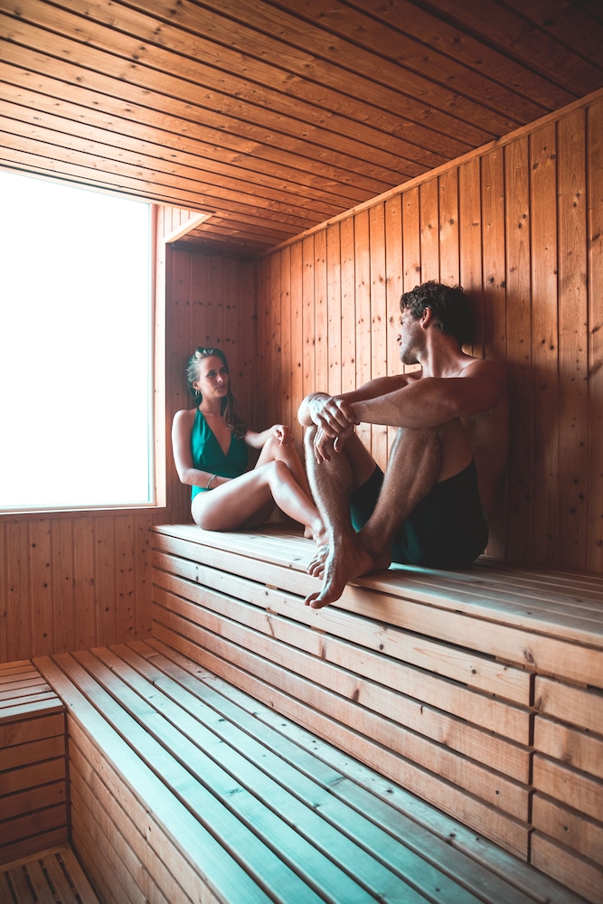 ride surf resort and spa
