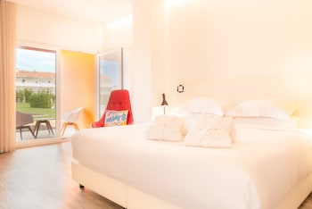 ride surf resort and spa