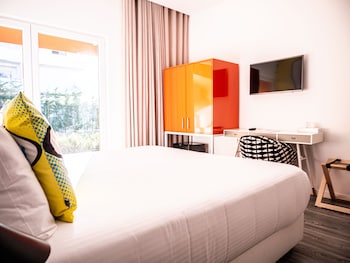 ride surf resort and spa