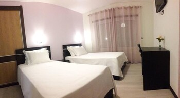 tires guest house