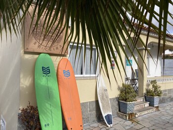 surfers den ericeira