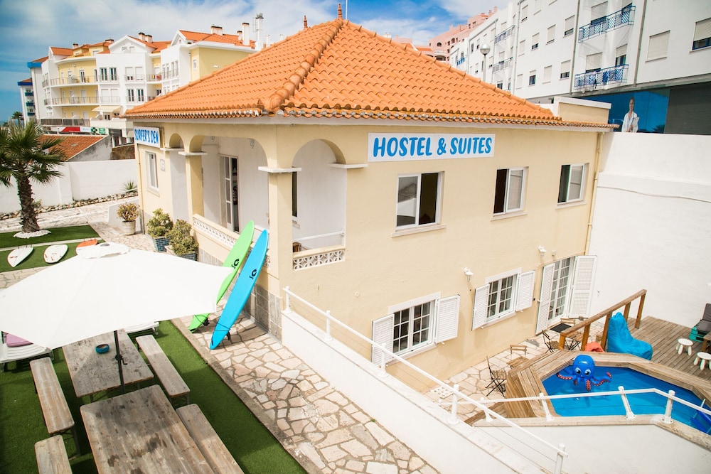 surfers den ericeira