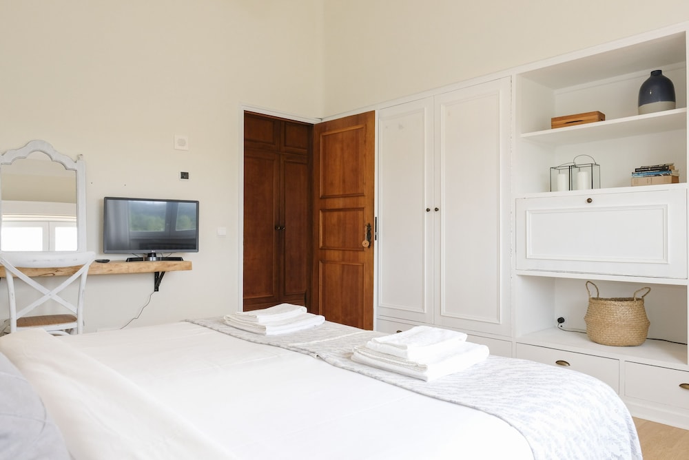 lisbon country villa