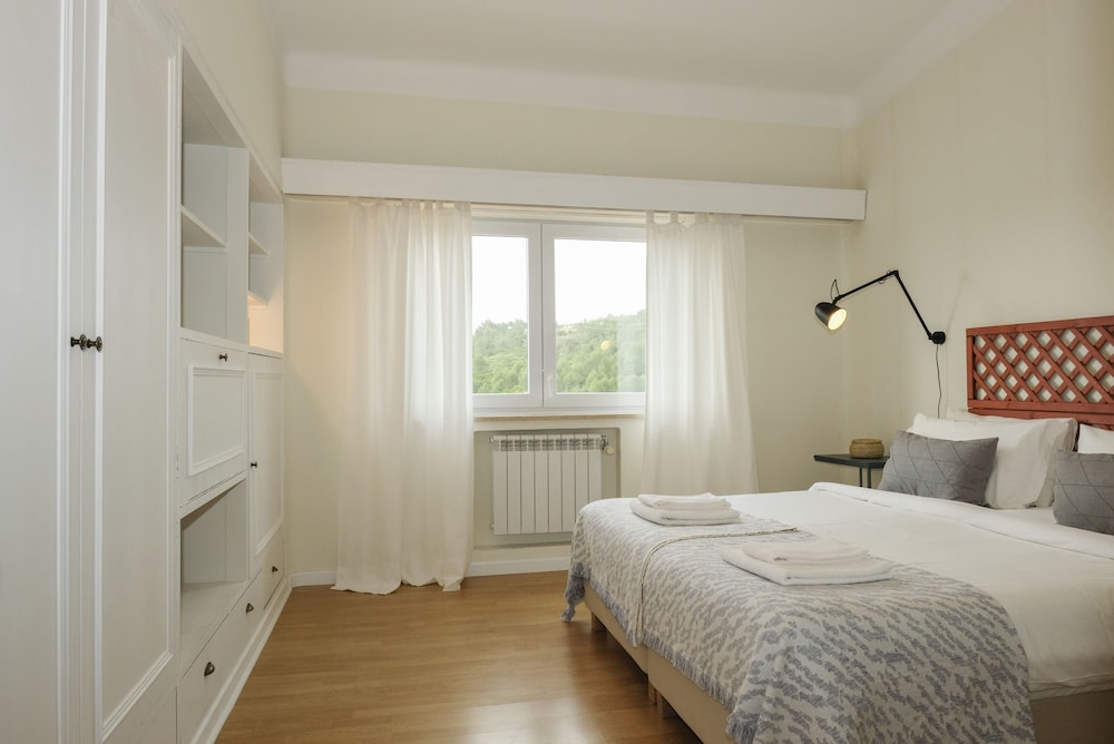 lisbon country villa