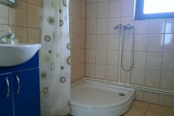 casa noastra vama veche