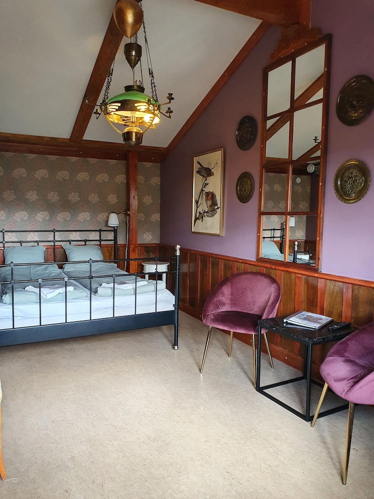 nymans bed and breakfast