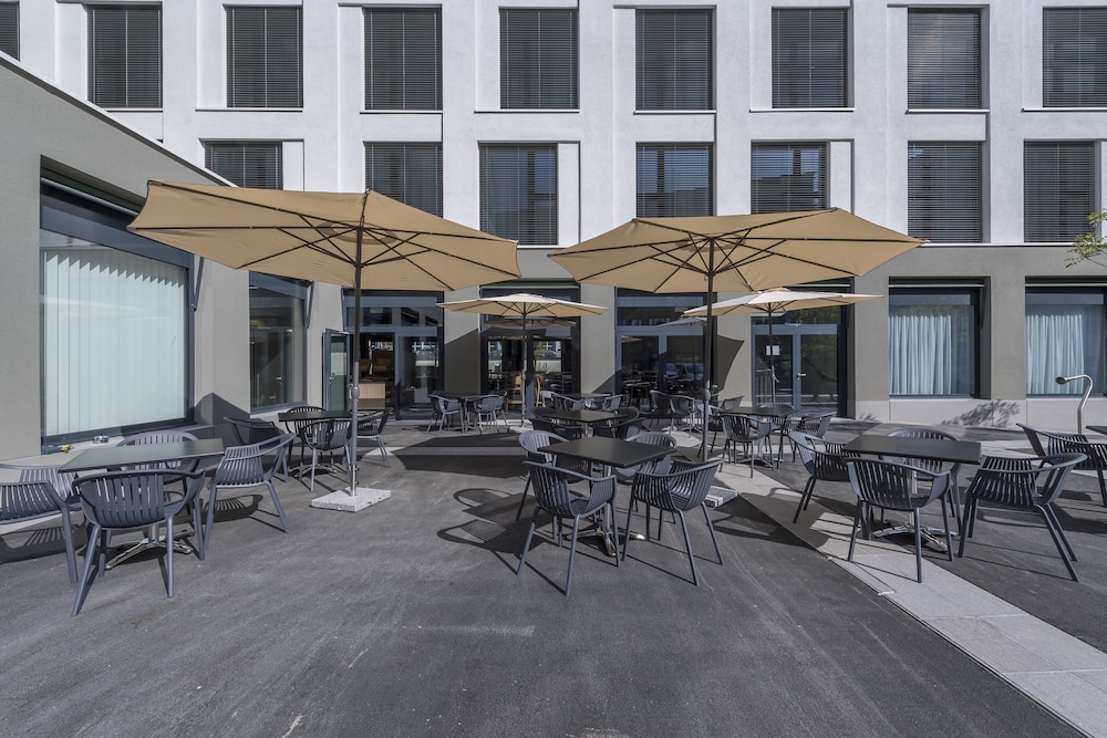 holiday inn express luzern kriens an ihg hotel