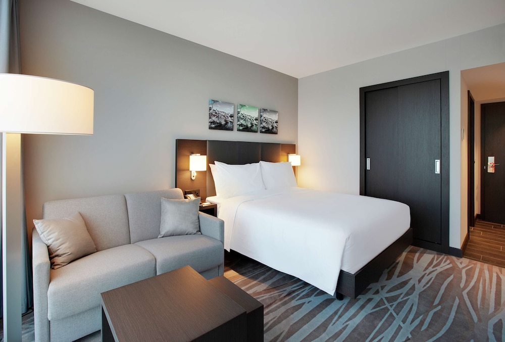 hilton garden inn zurich limmattal