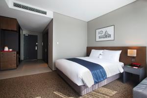 asti hotel busan station