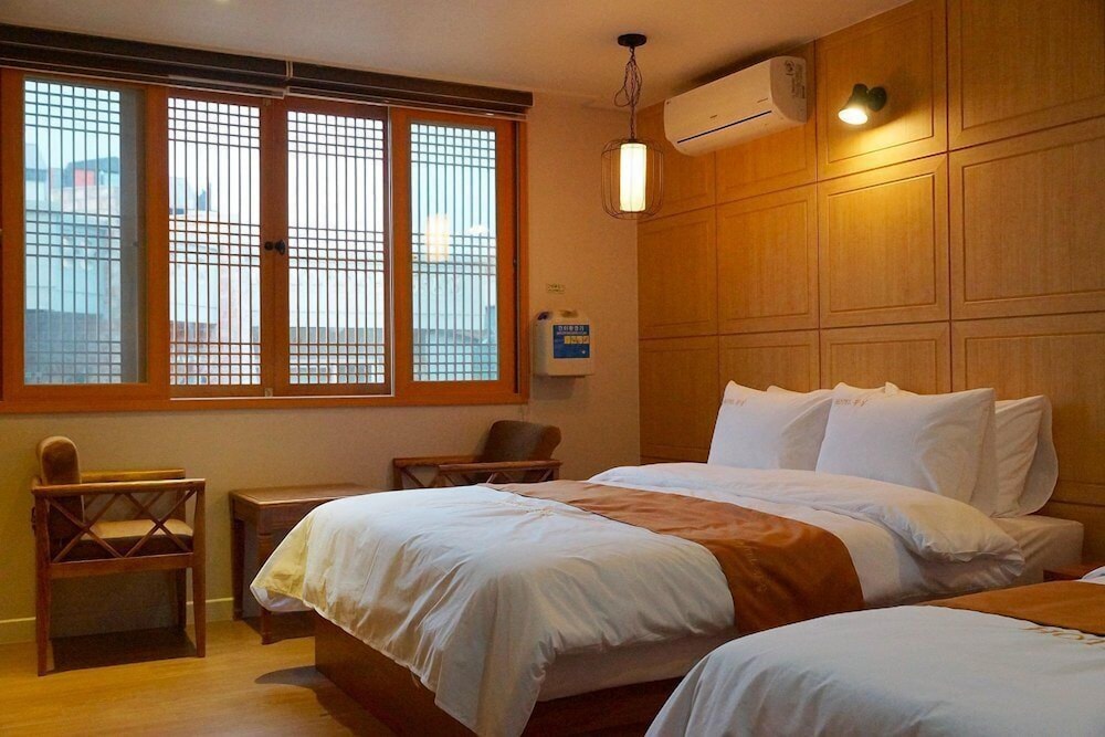 hwangsil tourist hotel
