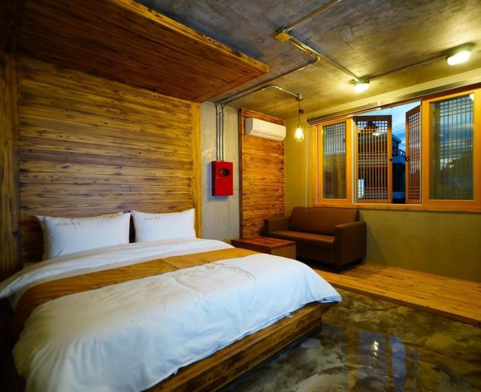 hwangsil tourist hotel