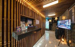 hotel the hit