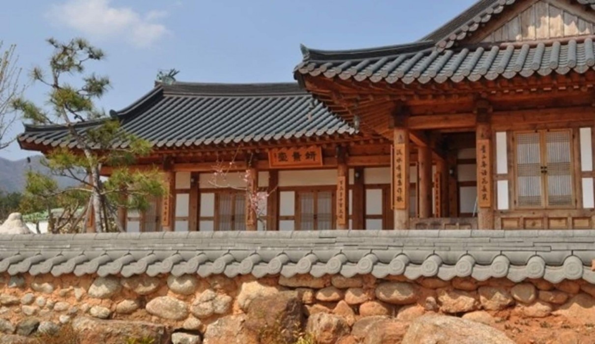 peepul hanok stay