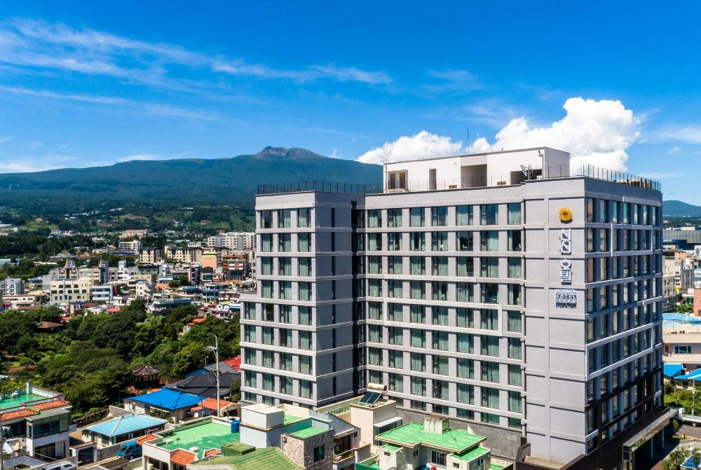 shin shin hotel cheonjiyeon