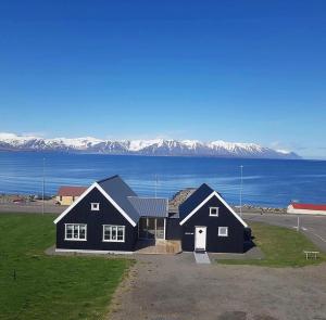 grenivik guesthouse