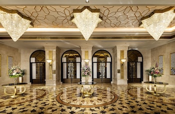 ezdan palace hotel