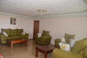 Jari Inn Bistro,Nairobi>>Muchatha,3.5 star