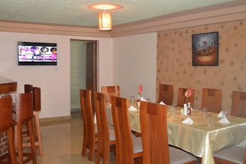 Jari Inn Bistro,Nairobi>>Muchatha,3.5 star