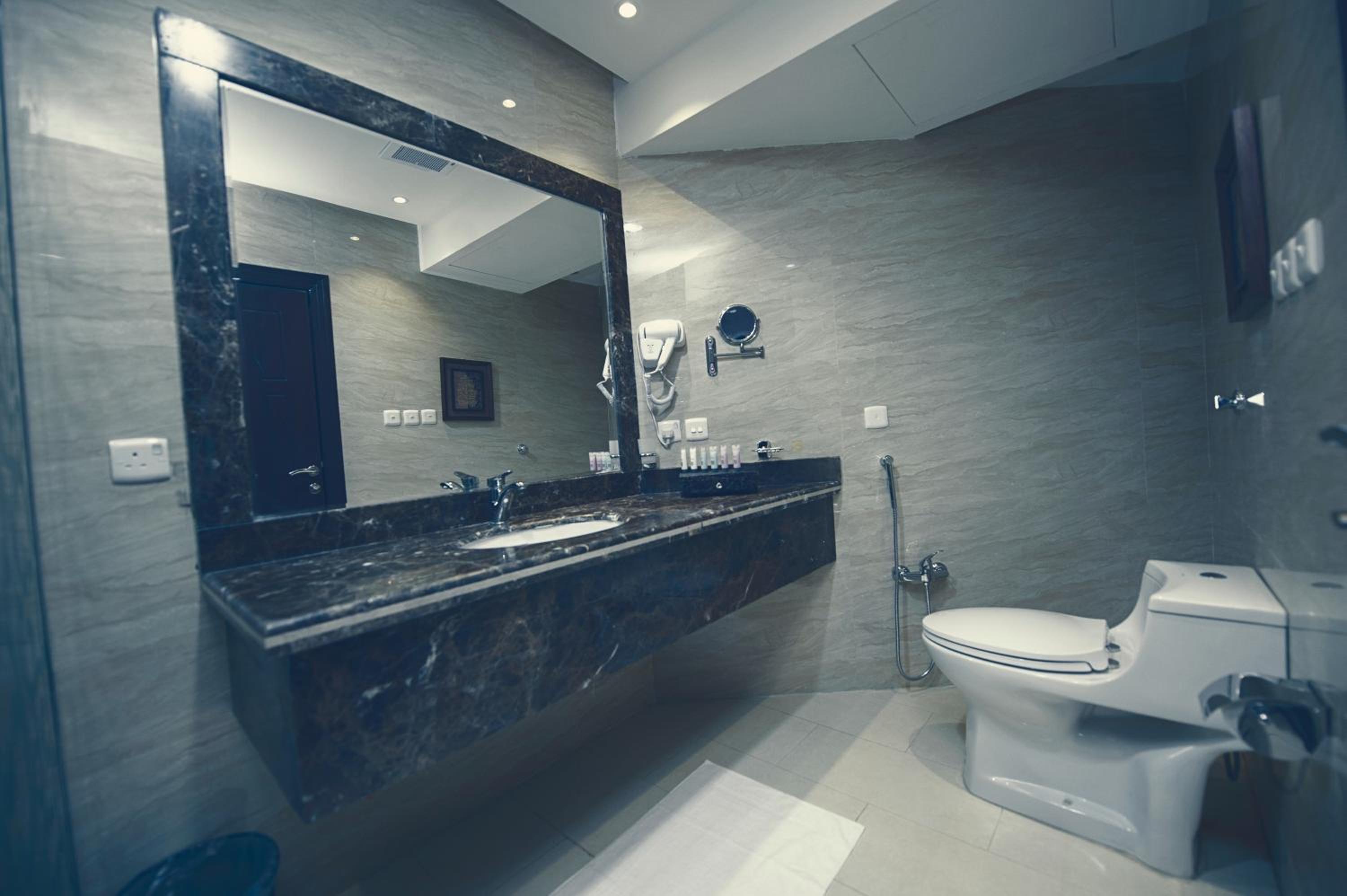 rest night hotel apartments wadi al dawasir