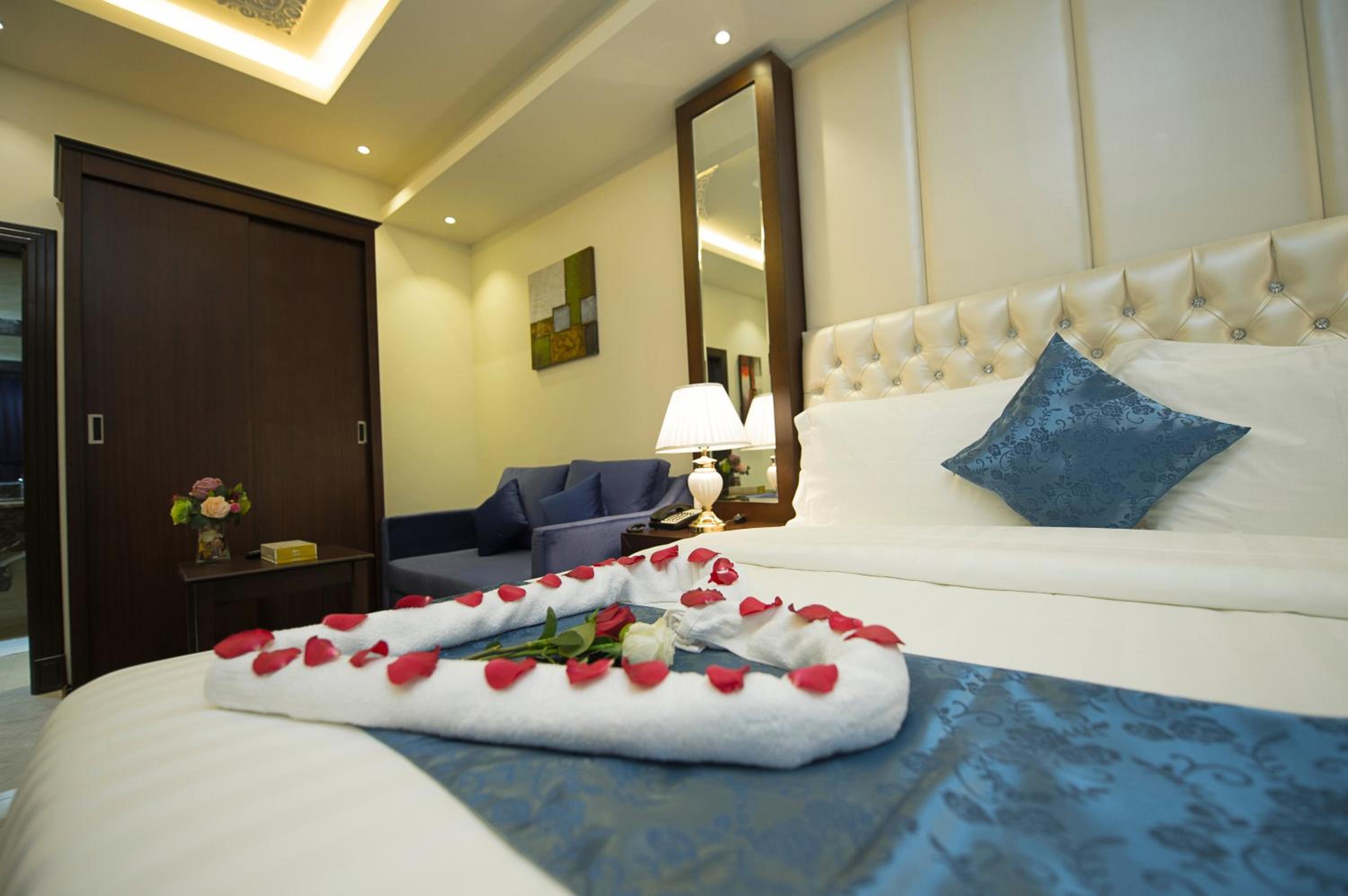 rest night hotel apartments wadi al dawasir